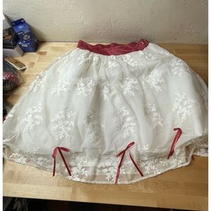 Disney Dress Shop Mary Poppins  Pavillion Epcot Lace Skirt Size Large